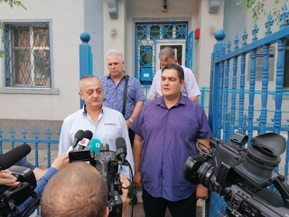 Двама мъже са задържани за грабеж от дома на 76-годишна жена в Белово 