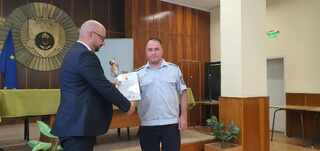 Служители от ОДМВР – Перник с награди по случай професионалния празник на МВР