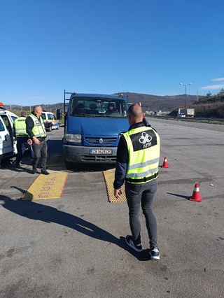 Резултати от специализираната полицейска операция за контрол над водачите на моторни превозни средства в Пернишко