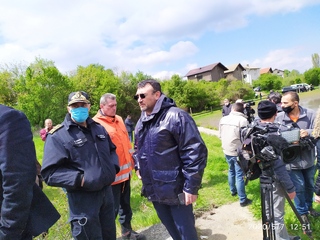 Министър Маринов: Благодарение на своевременната реакция на местната и държавната власт аварията, възникнала в района на Перник е овладяна 