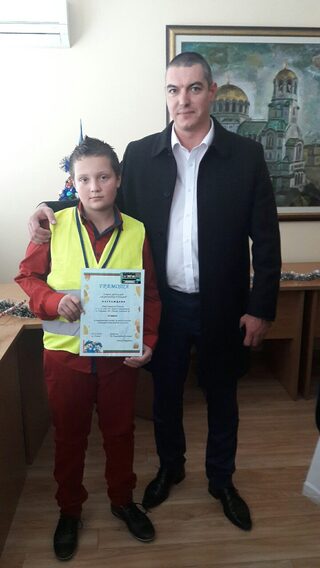 Ученик от Детско полицейско управление - Радомир  Втори в Национален конкурс за рисунка