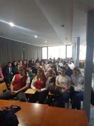 Урок за пътна безопасност за ученици от Професионална гимназия по туризъм „Алеко Константинов“ в гр. Плевен