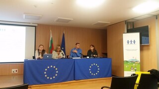 Инициатива за проучване, анализ и консултативен процес за изготвяне на визия за самостоятелна семейна политика.