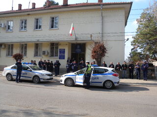 Полицейски сирени в памет на убития граничен полицай Петър Бъчваров