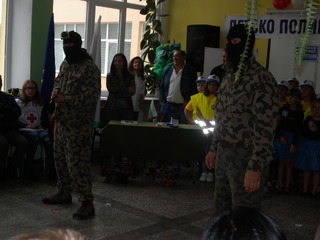 „Терористи” бяха обезвредени в ОУ „И.С.Тургенев”