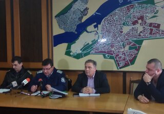 Мерките за осигуряване на реда и спокойствието в Русенска област по време на Великденските празници обявиха на брифинг представители на МВР