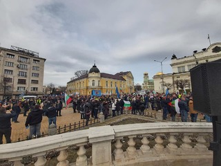 Най-голямата синдикална организация в МВР (Синдикална федерация на служителите в МВР) излезе на национален протест на 20.02.2022 г.