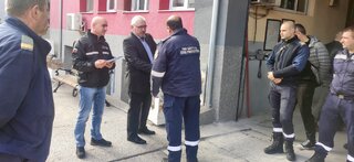 Председателят на УС на СФСМВР Валентин Попов награди с плакети и грамоти огнеборците от РСПБЗН-Благоевград
