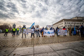 Служители на МВР, членове на СФСМВР, провеждоха втори национален протест пред сградата на Народното събрание на 29 ноември 2020 г.