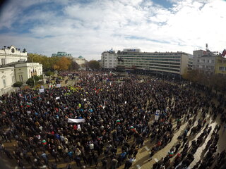 СФСМВР в положение на протестна готовност 