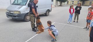 Деца от група в  РБ" Стилиян Чилингиров" приключиха обучние  в детска  академия по спорт и превенция