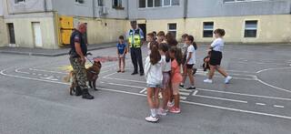 Деца от група в  РБ" Стилиян Чилингиров" приключиха обучние  в детска  академия по спорт и превенция