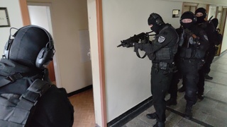 Тренировъчно учение за решаване на криза с въоръжен мъж  се проведе в Шумен