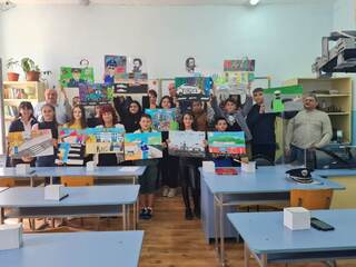 Работата на полицията поместена в детски рисунки