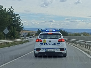 Продължават засилените проверки по пътищата в Шуменско