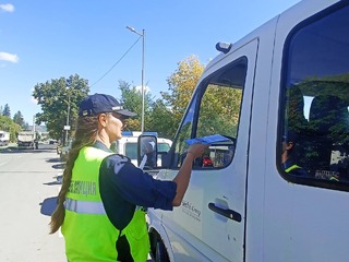 Пътни карти с опасни участъци в област Шумен получиха водачи в Нови пазар