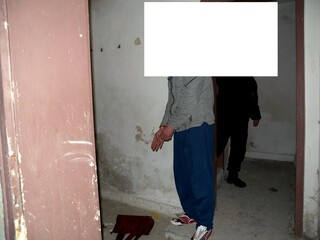 Шуменските полицаи задържаха двама мъже за извършени от тях грабеж и кражби