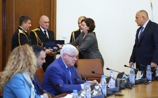 За проявен висок професионализъм министър Бъчварова награди директорa на ОДМВР- Шумен ст.комисар Ялчън Расим 