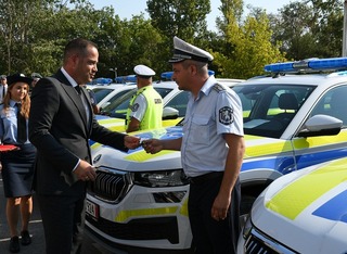 Два нови автомобила „Шкода Кодиак“ обновяват автопарка на сектор „Пътна полиция“ в Силистра
