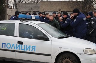 Полицаи тренираха принудително спиране на МПС в Силистра