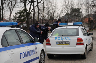 Полицаи тренираха принудително спиране на МПС в Силистра