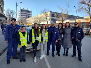 Активисти на Общинския съвет по наркотичните вещества и полицейски служители в съвместна акция срещу шофирането под въздействие на алкохол и дрога