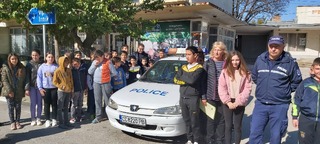 В новооткрит кабинет по превенция в село Добротица стартира реализацията на програмата „Работа на полицията в училищата“