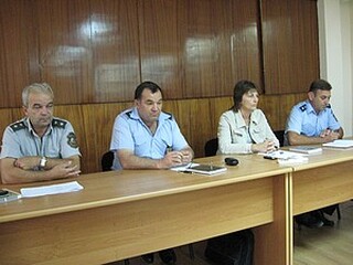 В навечерието на новата учебна година полицаи и пожарникари предприемат допълнителни мерки за сигурност на децата