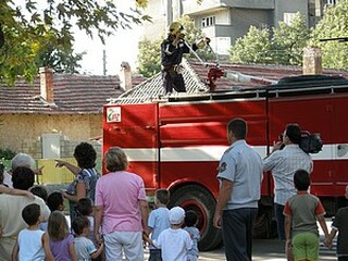 Евакуираха детска градина в учебно занятие