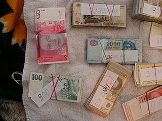 Незаконна банкова дейност е пресечена в хода на спецакция под кодовото име „Банкерите”, проведена днес в Силистра