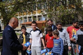 Младо попълнение се влива в редиците на алфатарската полиция