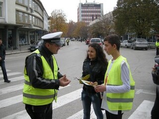 В Силистра младежи и пътни полицаи в съвместна инициатива по безопасност на движението