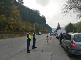 Засилен контрол над товарни автомобили и автобуси в Сливенско