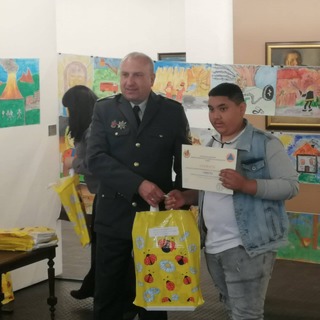 Връчиха наградите в конкурса за детска рисунка „С очите си видях бедата”