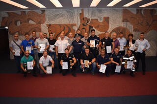 Старши комисар Димитър Величков връчи призовете на победителите в спортния турнира за купите и наградите на директора на ОДМВР-Сливен