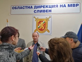 Извършител на серия грабежи е задържан от полицията в град Сливен