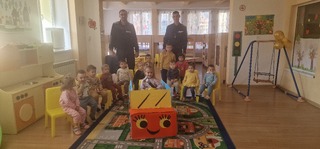 Открит урок по пътна безопасност в ДГ „Буратино“ – Смолян, с инспектори от Пътна полиция