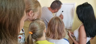 Украински деца гостуваха в Областна дирекция на МВР - Смолян и се запознаха с полицейската професия