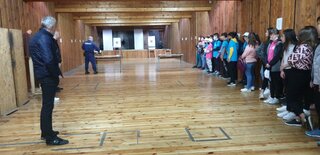 С атрактивно занимание, стрелба с малокалибрено оръжие  завърши обучението на участниците от „Детска полицейска академия“ при Областна дирекция МВР и Районно управление- Смолян.
