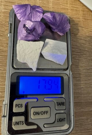 Значително количество наркотици и акцизни стоки с невалиден бандерол са иззети при спецоперации в Елинпелинско