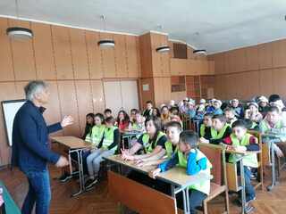 Членовете на Детското полицейско управление в Червен бряг гостуваха на "колегите" си от Етрополе