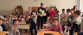 Ученици от Сливница беседваха по въпросите за пътната безопасност