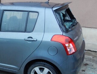 Досъдебно производство за умишлено повредени автомобили е образувано в РУ-Ботевград