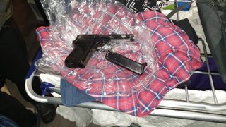 Незаконно оръжие, боеприпаси и наркотици са иззети при полицейска акция в Самоков