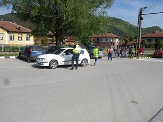 СПАСИ ЖИВОТА НА ДЕЦАТА!