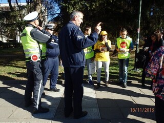Ученици от Ботевград и служители на „Пътна полиция” в съвместна превантивна акция