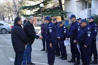 Със Заповед, № 8121К-4885/30.11.2016 г., на Министъра на вътрешните работи, за професионално изпълнение на служебна задача, свързана с възстановяване и опазване на обществения ред на територията на РПЦ – Харманли на 24.11.2016 г. и недопуск...
