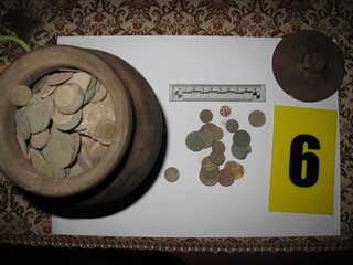 Четирима мъже са задържани в хода на специализирана полицейска операция за противодействие на престъпленията с културно-исторически ценности.