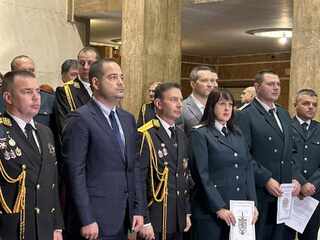 На тържествена церемония в МВР инспектор Георги Гюрюшев от ОДМВР-Търговище бе награден от министъра на вътрешните работи