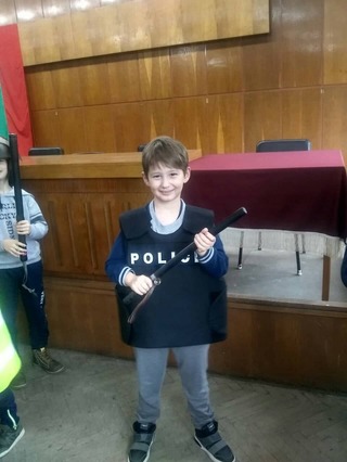 22-ма третокласници гостуваха в РУ-Попово в рамките на инициативата „Дни на отворените врати“